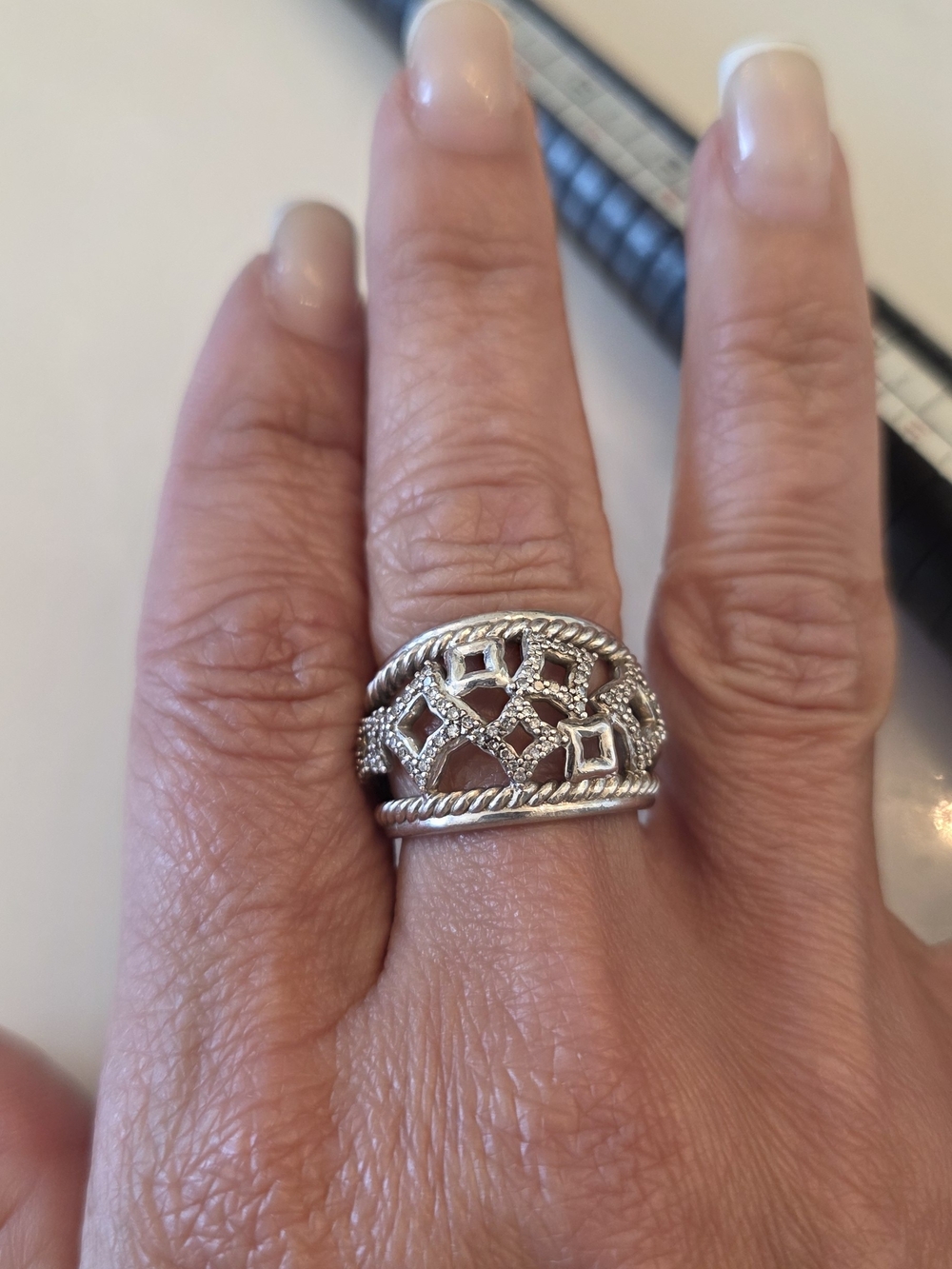 David Yurman Sterling Silver Diamond Quartrefoil Tapestey Cable ring - Picture 2 of 10